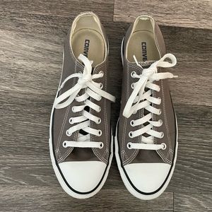 Gray Converse Chuck Taylor All Star Low Tops